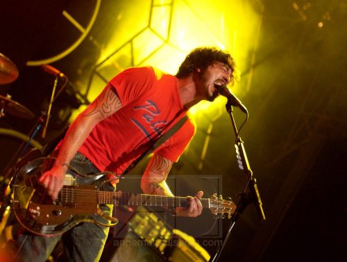 24 - DAVE GROHL - FOO FIGHTERS LIVE