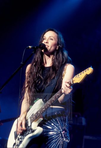 6 - ALANIS MORISSETTE LIVE